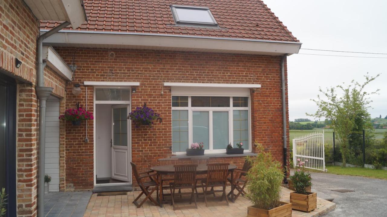 Sur La Route Des Monts Bailleul (Nord) Exterior foto